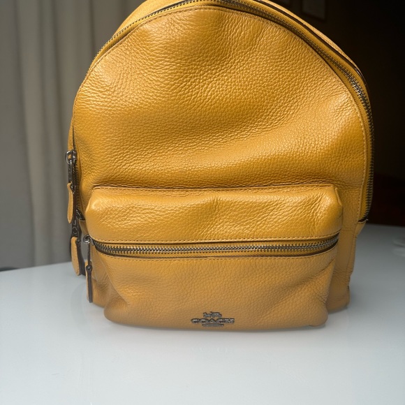 Coach pebble leather medium mustard yellow backpack - Picture 2 of 4